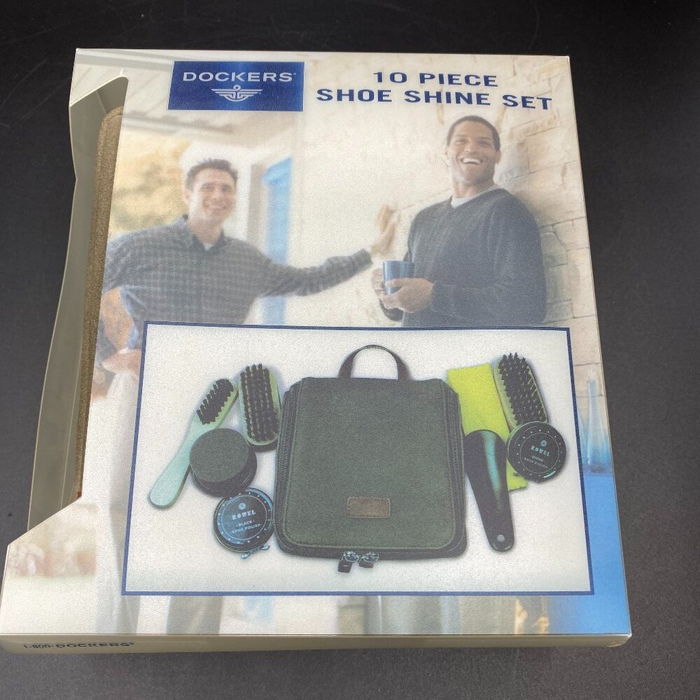 Dockers 10 Piece Shoe Shine Set w/ Zip Around Carrying Case Open Box